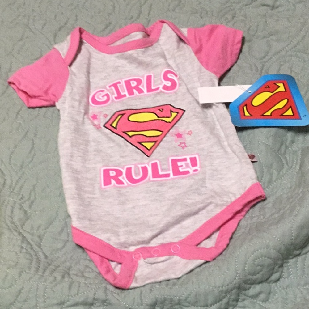“🦋Host Pick”NWT Baby girl onesie - Picture 2 of 4